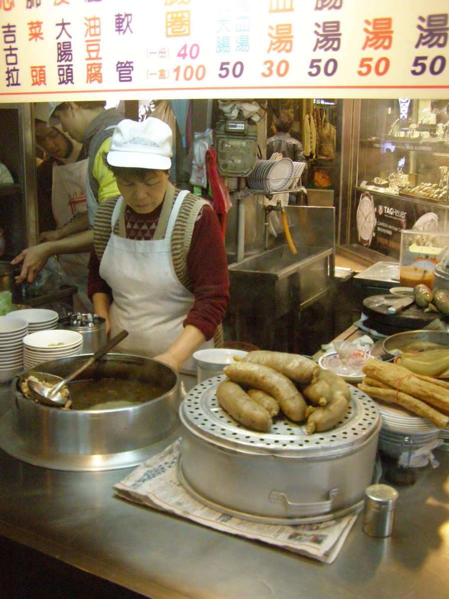 廟口2號攤 - 大腸圈、鹹菜豬血湯